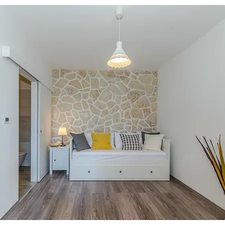 Aprtment Close To Center Zadar